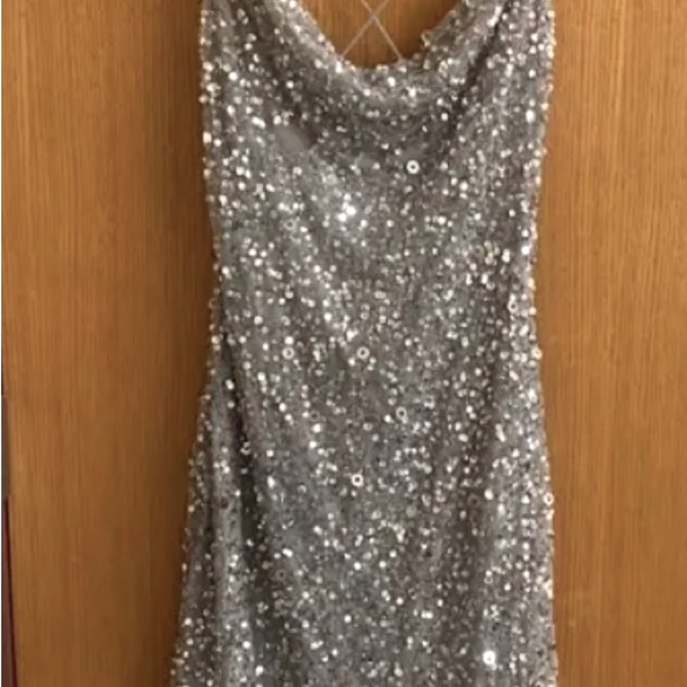 Lavish Beaded Sequins Dress Sz 6